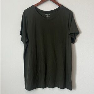 TORRID Green Short Sleeve Classic Fit T-Shirt